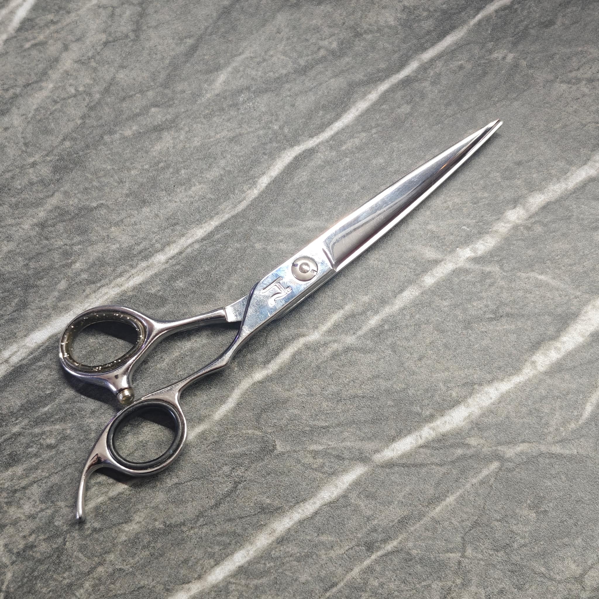 Scissor tips restored to factory precision