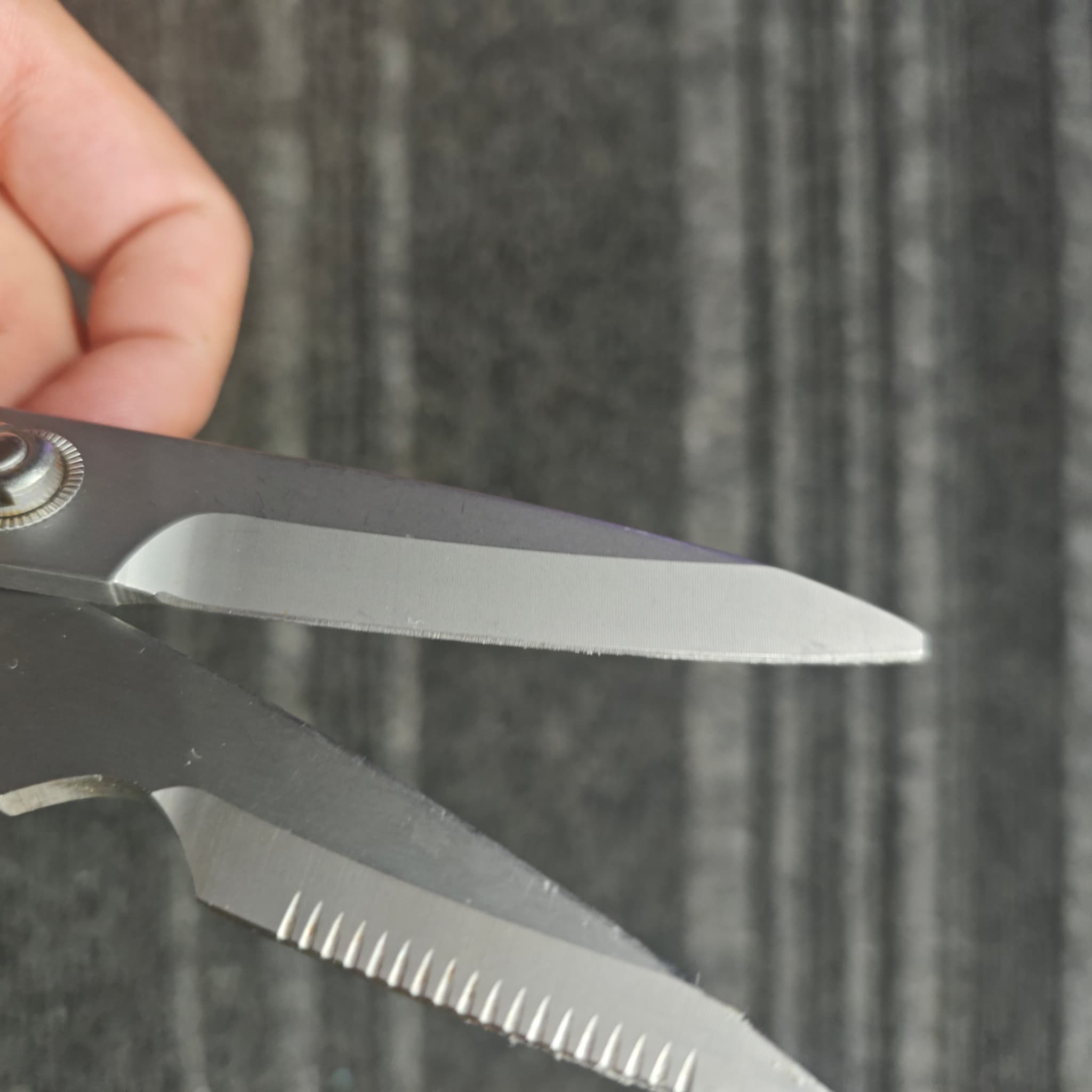 Sharp scissors ready for customer return