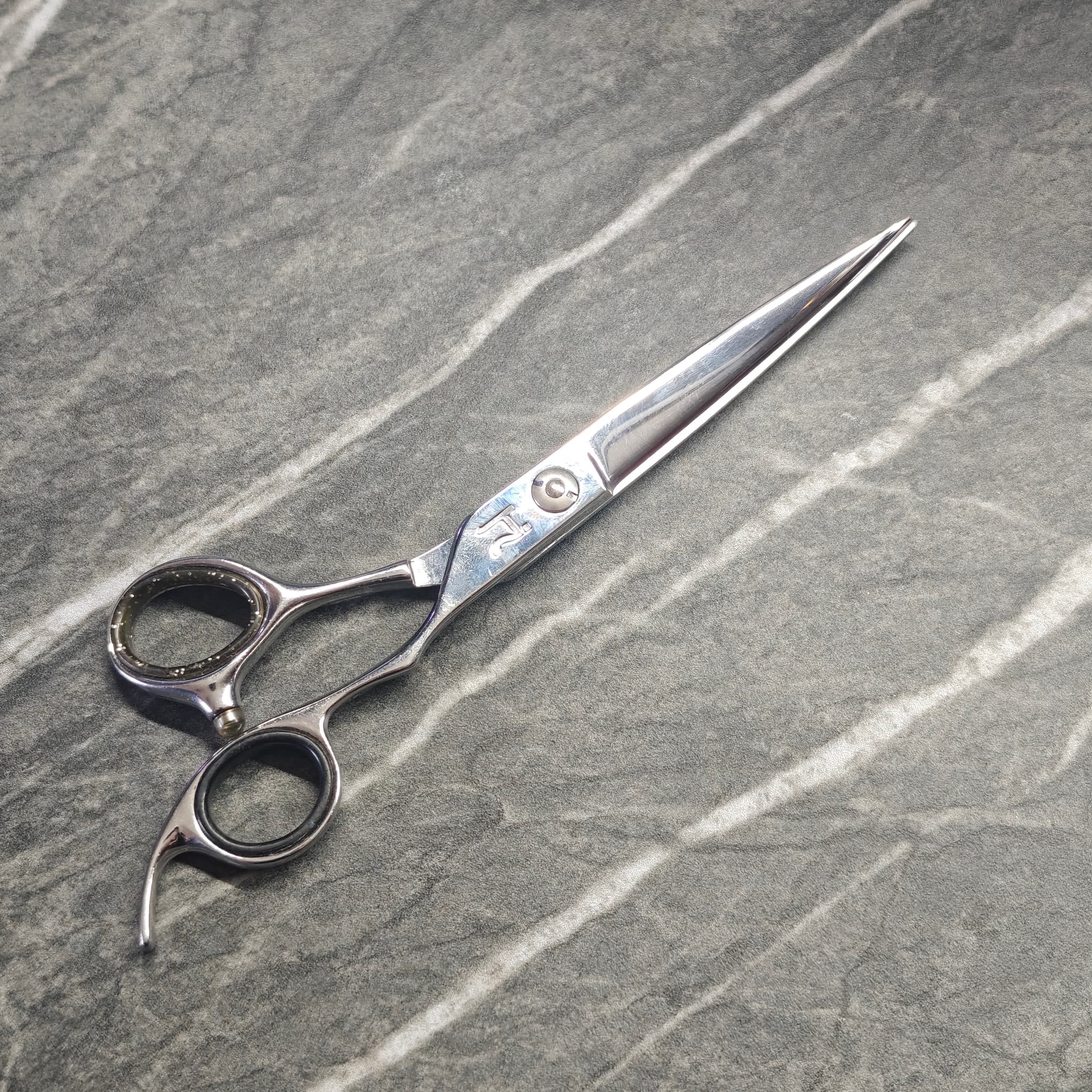 Scissor tips restored to factory precision