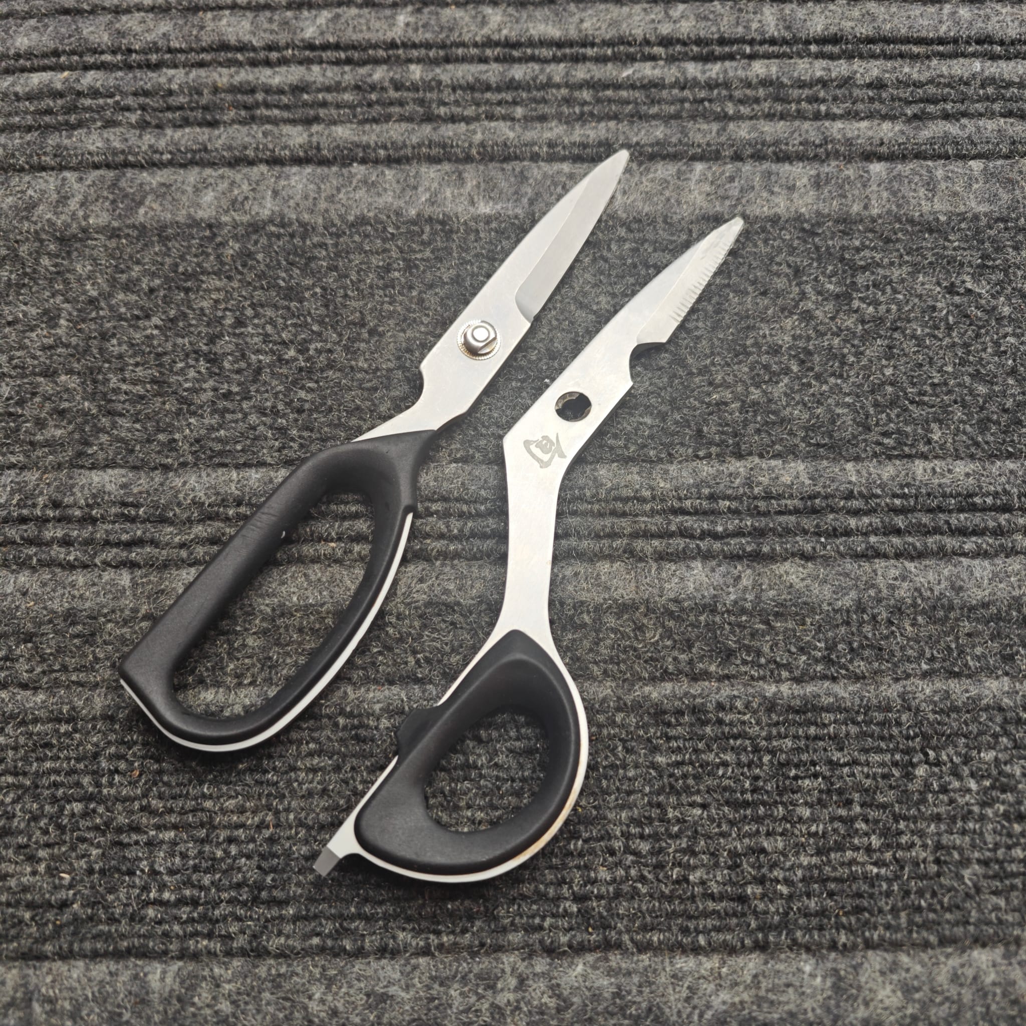 Multiple scissors sharpened in one session